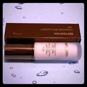 NWB, Hourglass Veil Primer, Mineral, Oil Free